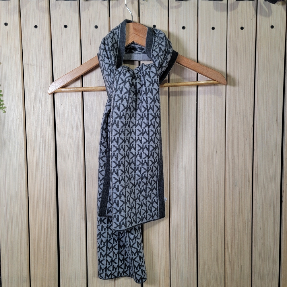 MK Michael Kors Scarf Gray and Black Logo Scarf